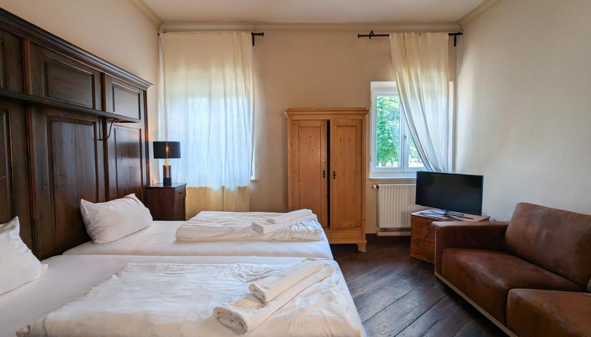 Gut Staudham Gasthof Und Events Hotel วัสเซอร์บวร์ก อัม อินน์ ภายนอก รูปภาพ